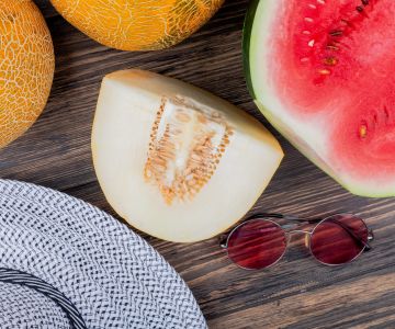 Foto dall'alto di melone e anguria