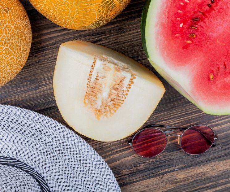 Foto dall'alto di melone e anguria